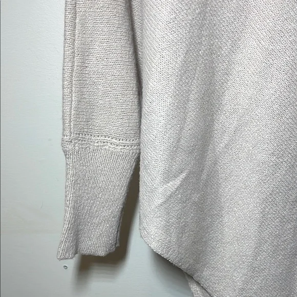 Chic Beige Poncho with Black Floral Accents - Picture 7 of 9